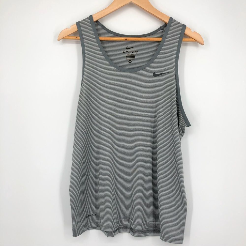 Nike Striped Tank Top Womens‎ Medium Gray Scoop Neck